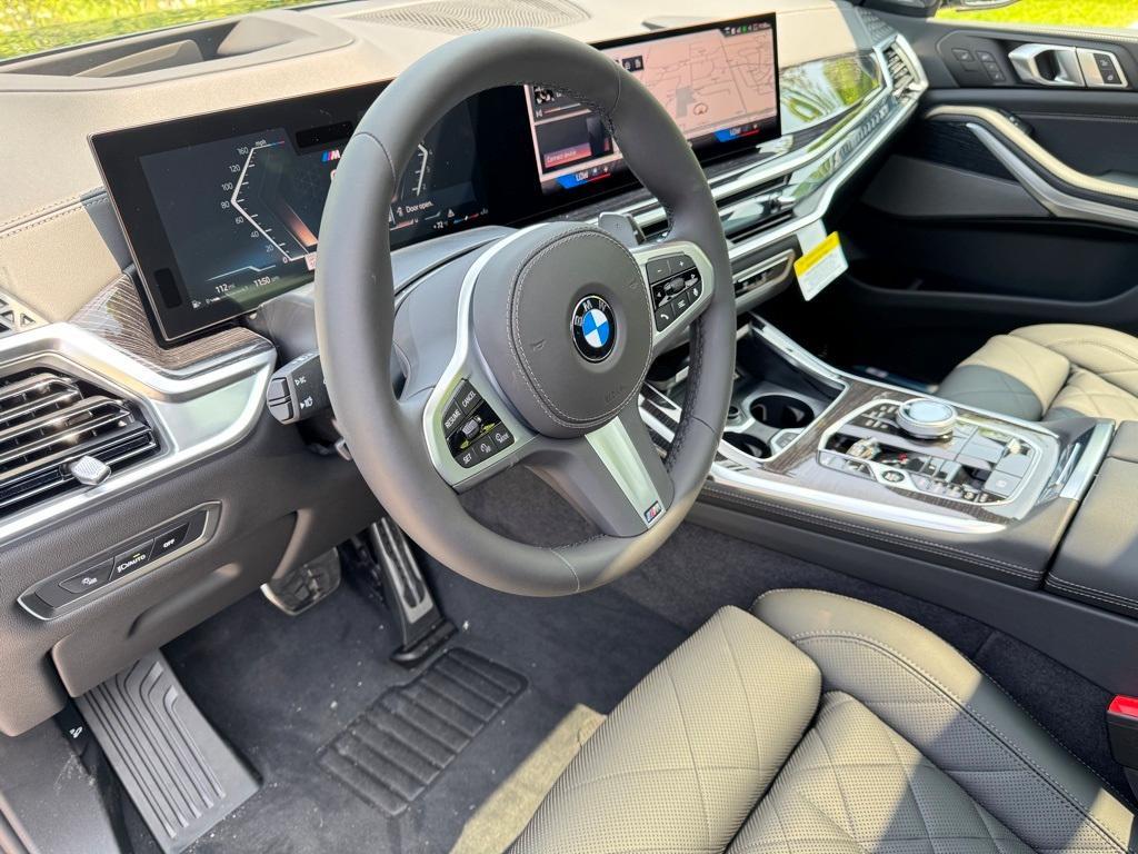 new 2026 BMW X7 car, priced at $99,035