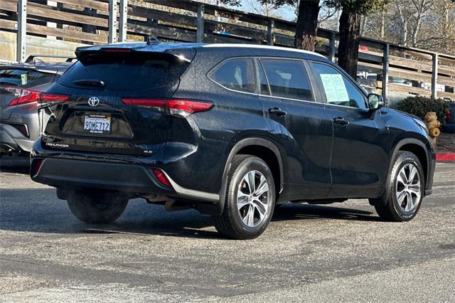 used 2023 Toyota Highlander car, priced at $35,300