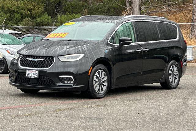 used 2021 Chrysler Pacifica Hybrid car, priced at $21,988