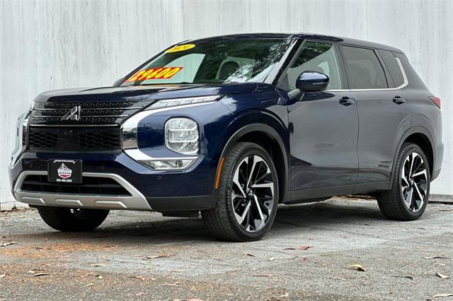 used 2024 Mitsubishi Outlander car, priced at $26,888
