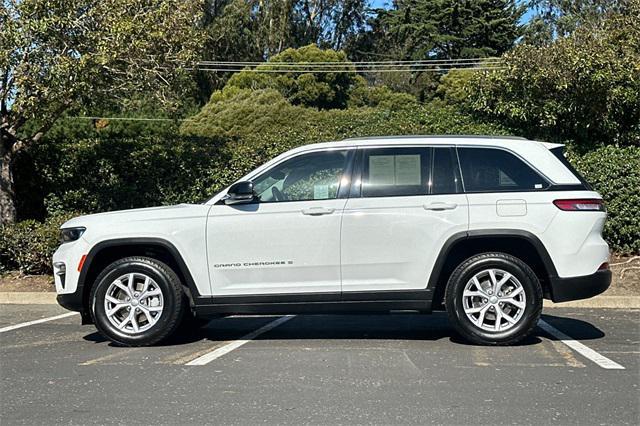 used 2022 Jeep Grand Cherokee car, priced at $29,600