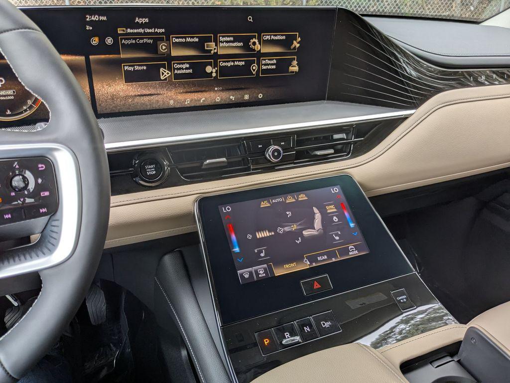 new 2025 INFINITI QX80 car, priced at $73,901