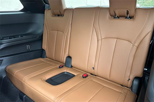 new 2025 INFINITI QX60 car, priced at $68,550