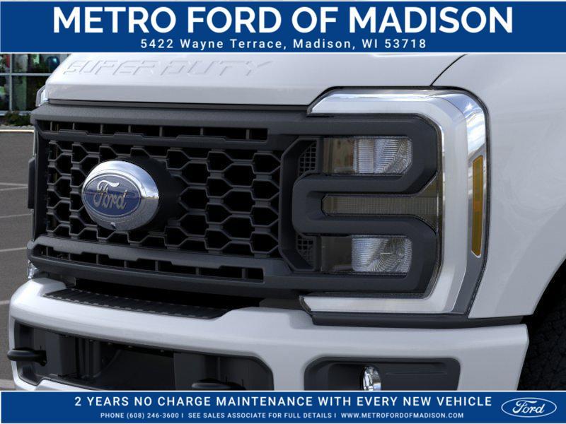 new 2024 Ford F-250 car, priced at $62,035