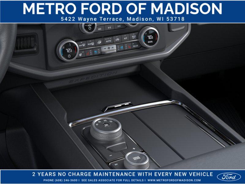 new 2024 Ford Expedition Max car, priced at $70,768
