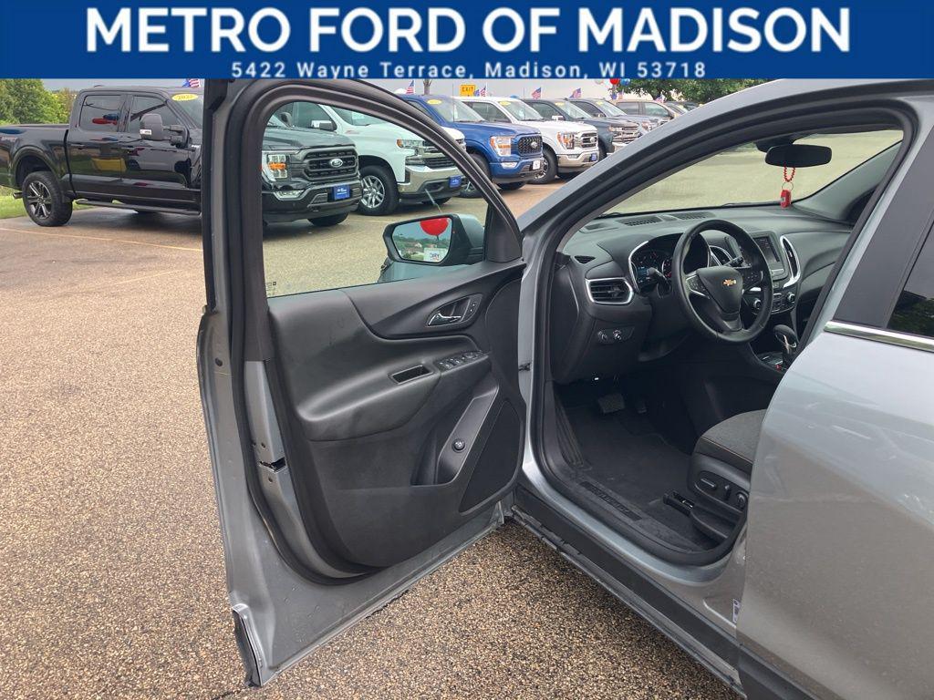 used 2024 Chevrolet Equinox car, priced at $24,000