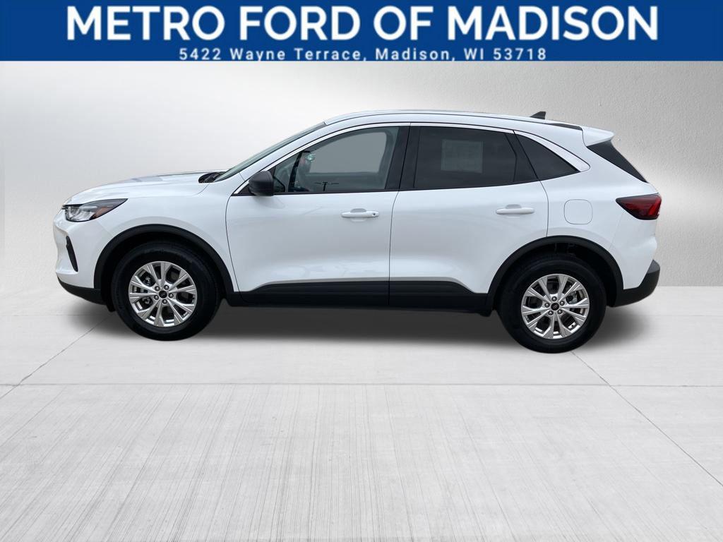 used 2024 Ford Escape car, priced at $29,000