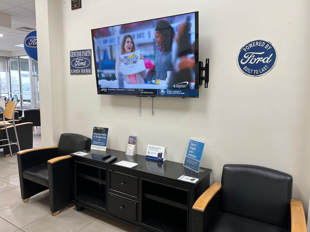 used 2022 Ford Edge car, priced at $31,800