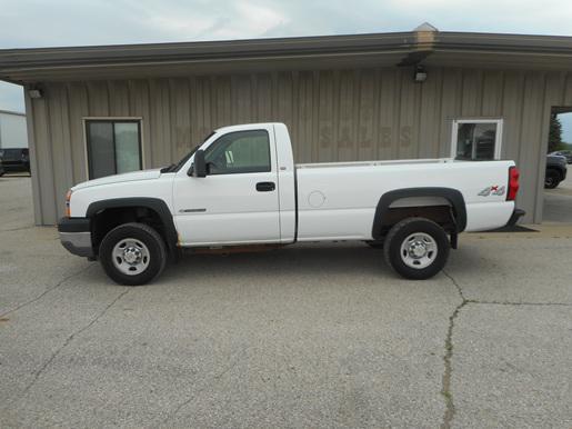 used 2004 Chevrolet Silverado 2500 car, priced at $10,995