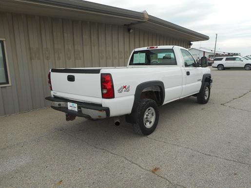 used 2004 Chevrolet Silverado 2500 car, priced at $10,995