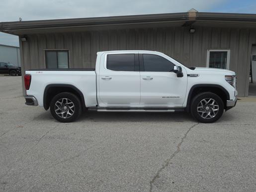 used 2022 GMC Sierra 1500 car, priced at $45,995