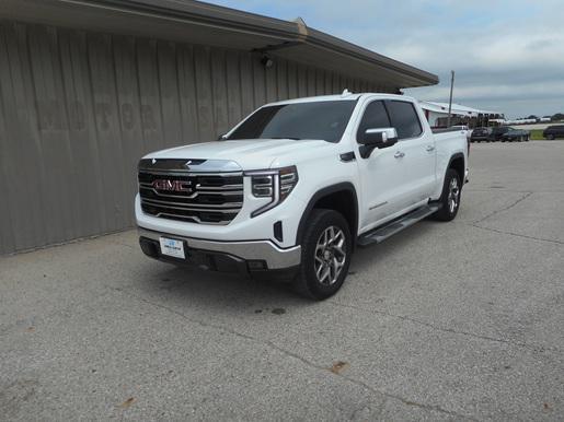 used 2022 GMC Sierra 1500 car, priced at $45,995