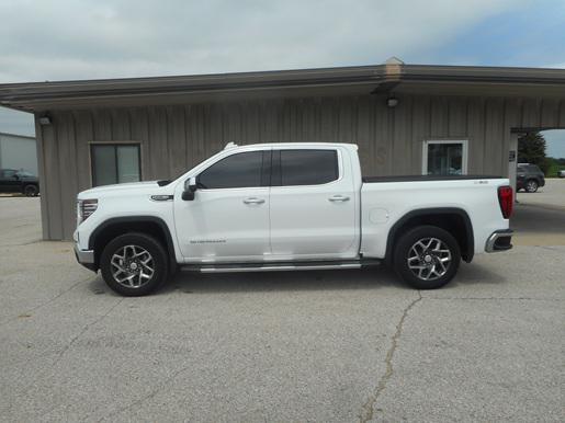 used 2022 GMC Sierra 1500 car, priced at $45,995
