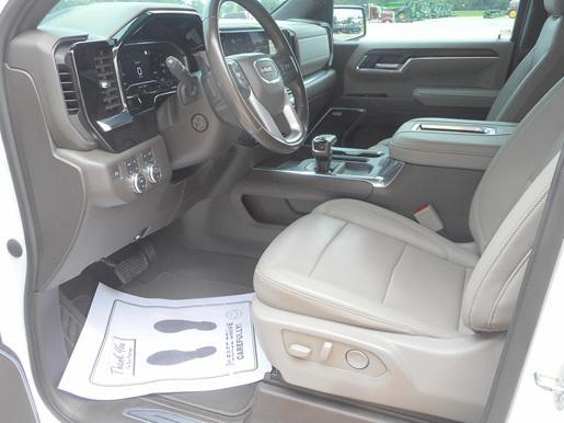 used 2022 GMC Sierra 1500 car, priced at $45,995