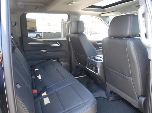 new 2025 GMC Sierra 1500 car, priced at $69,745