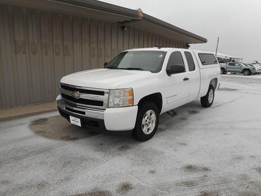 used 2009 Chevrolet Silverado 1500 car, priced at $11,995