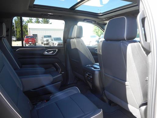 new 2024 Chevrolet Suburban car, priced at $81,995