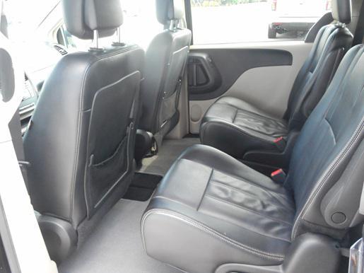 used 2015 Chrysler Town & Country car, priced at $5,495