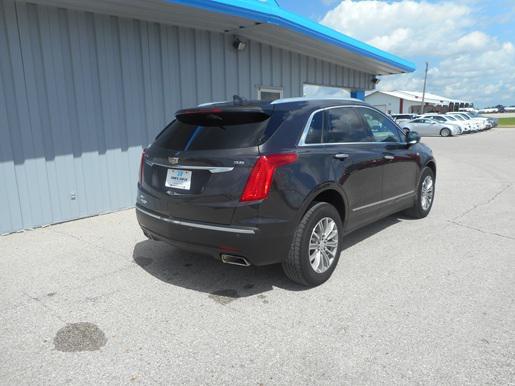 used 2017 Cadillac XT5 car, priced at $17,495