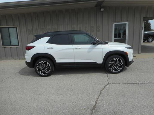 new 2025 Chevrolet TrailBlazer car, priced at $33,925