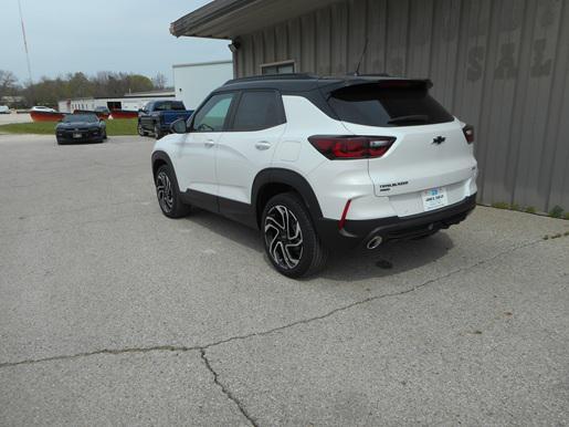 new 2025 Chevrolet TrailBlazer car, priced at $33,925