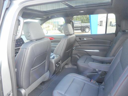 new 2026 Chevrolet Traverse car, priced at $53,520