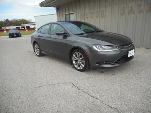 used 2015 Chrysler 200 car, priced at $8,995