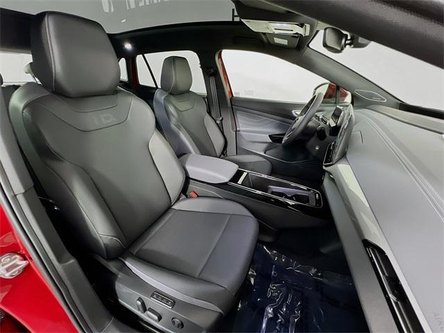 new 2025 Volkswagen ID.4 car, priced at $59,831