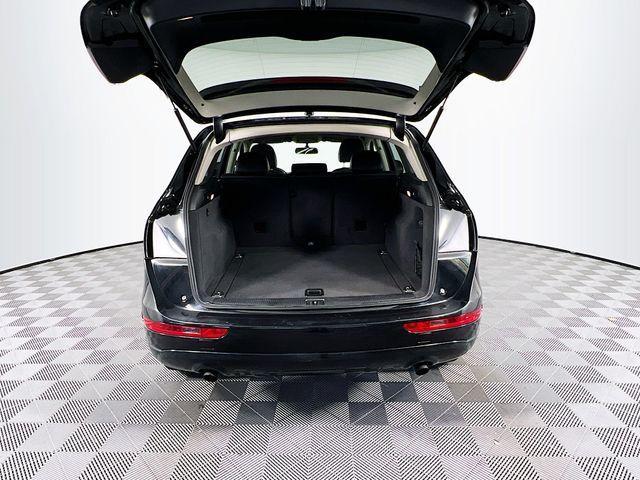 used 2011 Audi Q5 car, priced at $7,988