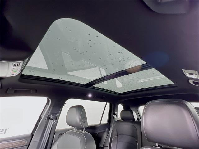 used 2024 Volkswagen Tiguan car, priced at $35,298