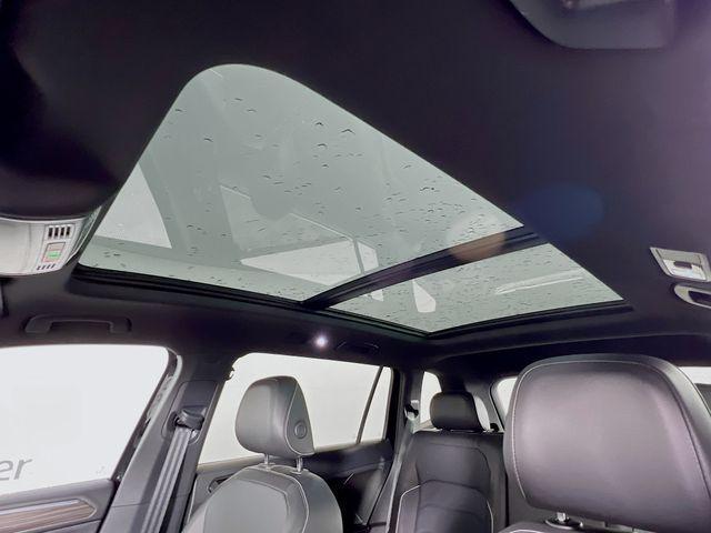 used 2024 Volkswagen Tiguan car, priced at $35,298