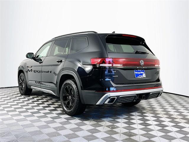 new 2024 Volkswagen Atlas car, priced at $48,761