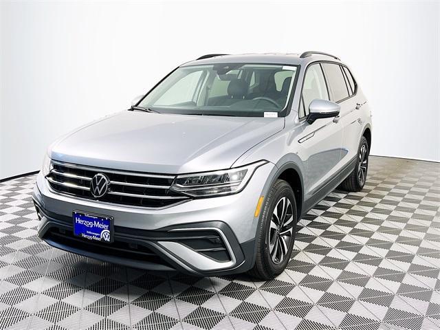 new 2024 Volkswagen Tiguan car, priced at $32,508