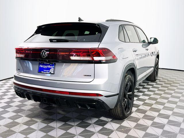 new 2026 Volkswagen Atlas Cross Sport car, priced at $53,347