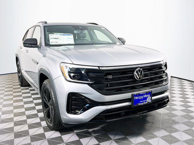 new 2026 Volkswagen Atlas Cross Sport car, priced at $53,347