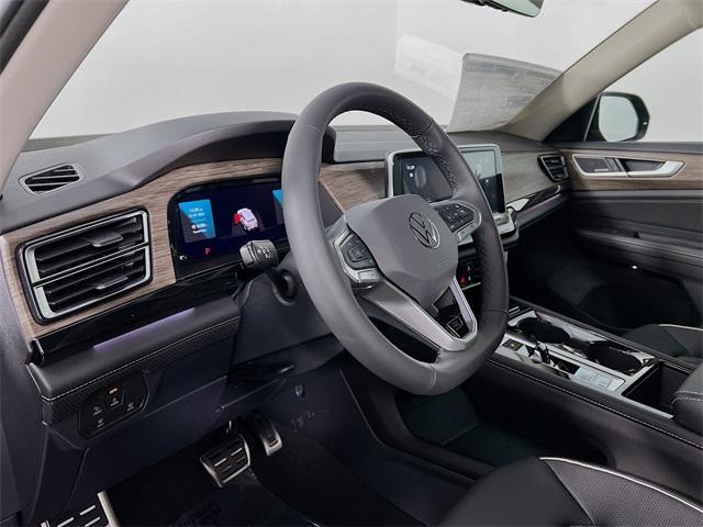 new 2025 Volkswagen Atlas car, priced at $56,244