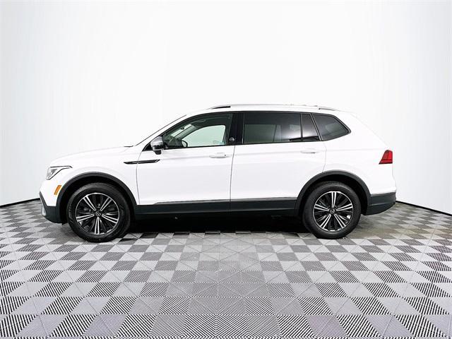 new 2024 Volkswagen Tiguan car, priced at $34,556