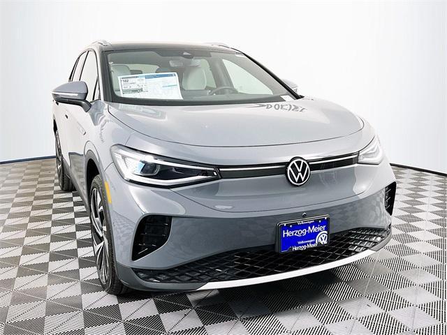 new 2025 Volkswagen ID.4 car, priced at $59,781