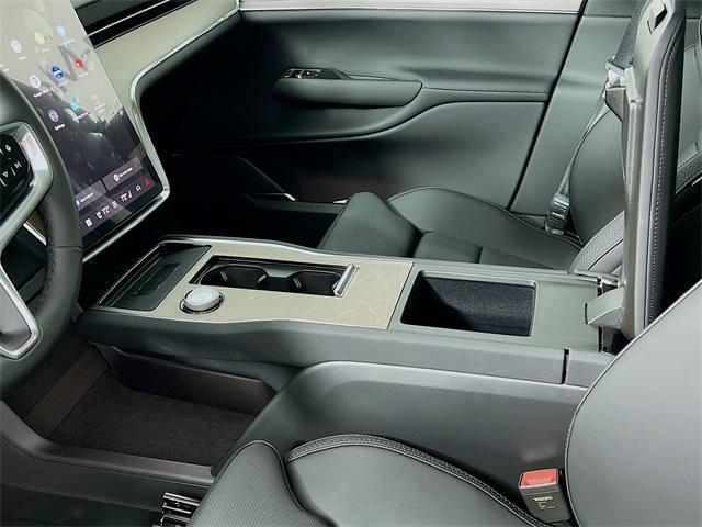 new 2025 Volvo EX90 car, priced at $92,505