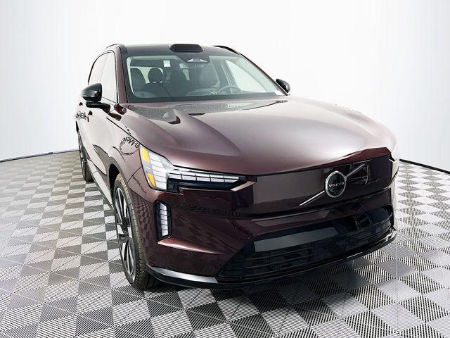 new 2025 Volvo EX90 car, priced at $92,505