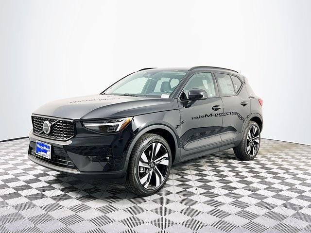 new 2024 Volvo XC40 car, priced at $50,600