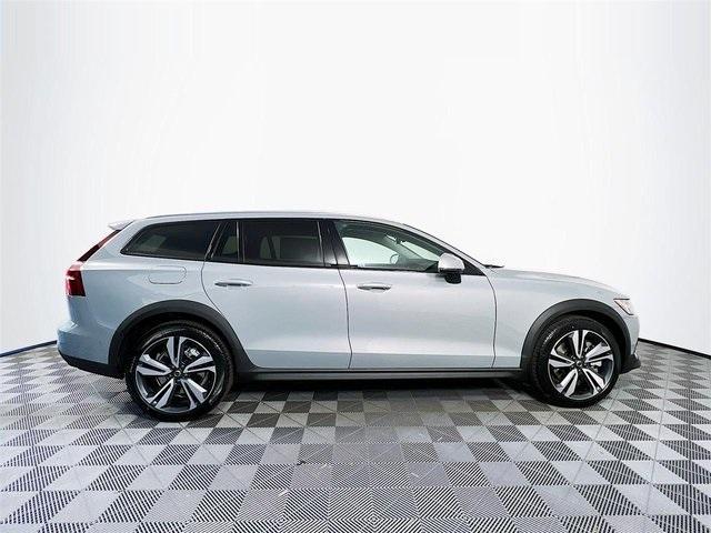 new 2024 Volvo V60 Cross Country car, priced at $55,685