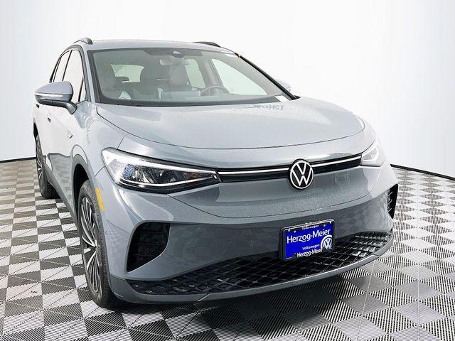 new 2025 Volkswagen ID.4 car, priced at $51,076
