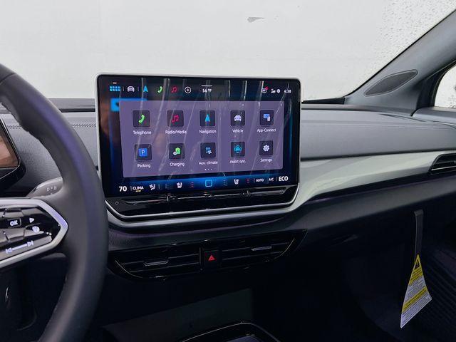 new 2025 Volkswagen ID.4 car, priced at $56,176