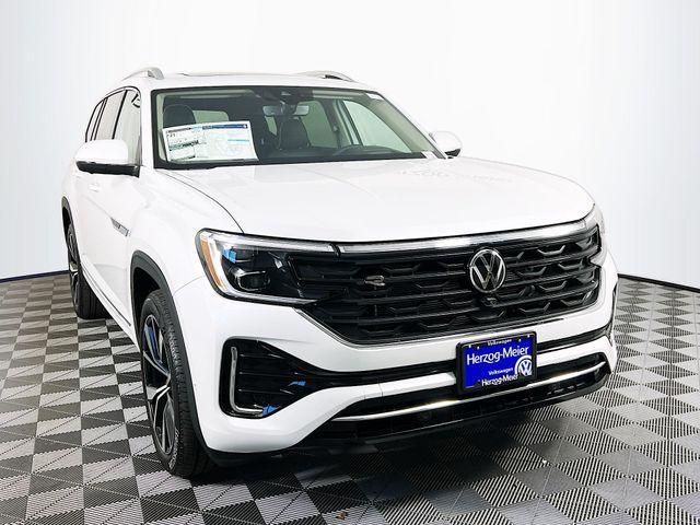 new 2026 Volkswagen Atlas car, priced at $58,499