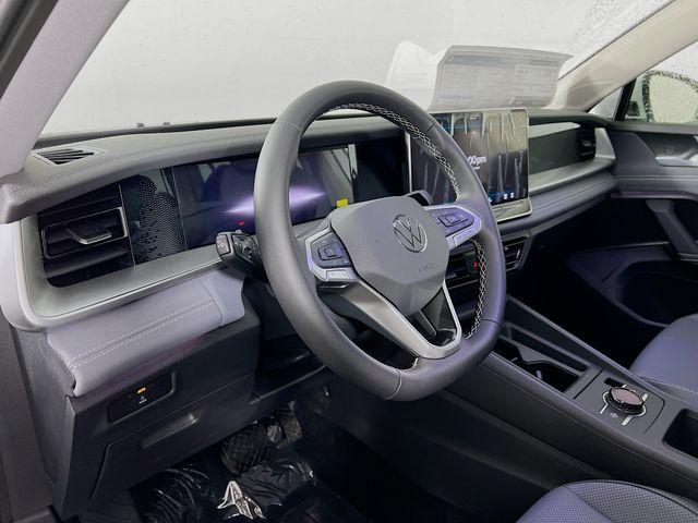 new 2025 Volkswagen Tiguan car, priced at $37,577