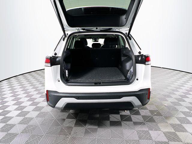 new 2025 Volkswagen Tiguan car, priced at $37,577