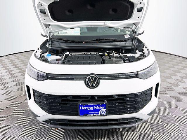 new 2025 Volkswagen Tiguan car, priced at $37,577
