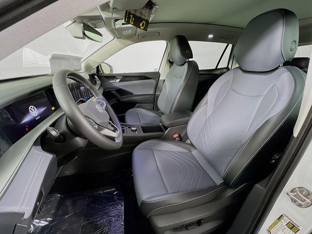 new 2025 Volkswagen Tiguan car, priced at $37,577