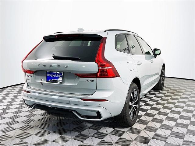 new 2025 Volvo XC60 car, priced at $51,075